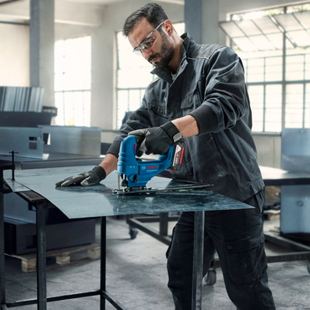 06015B70E0-000_07 06015B70E0-000_07